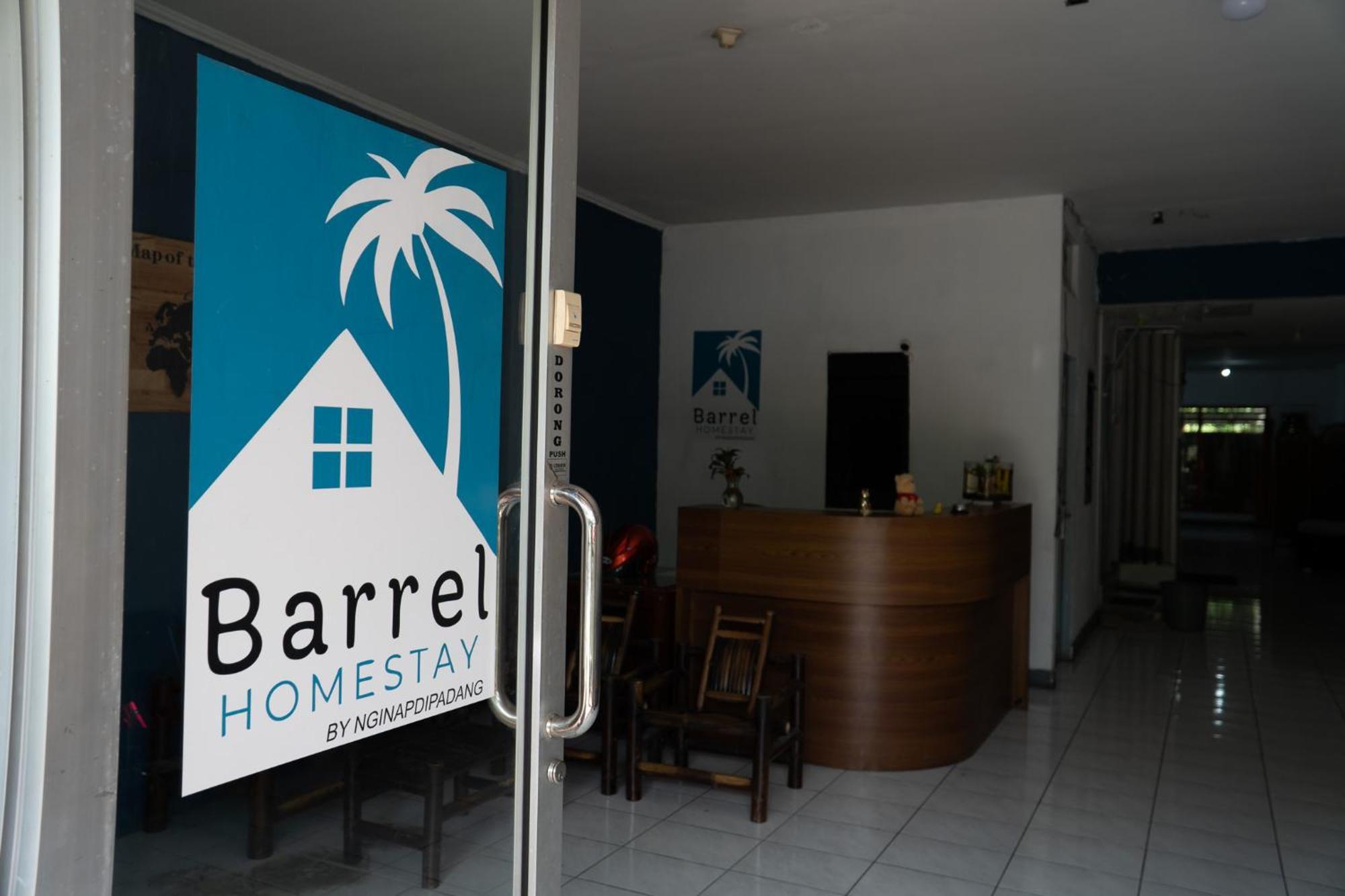 Barrel Homestay - Near Mentawai Fast Ferry, Cooking Class, Transport - Tour Bukittinggi By Nginapdipadang 외부 사진